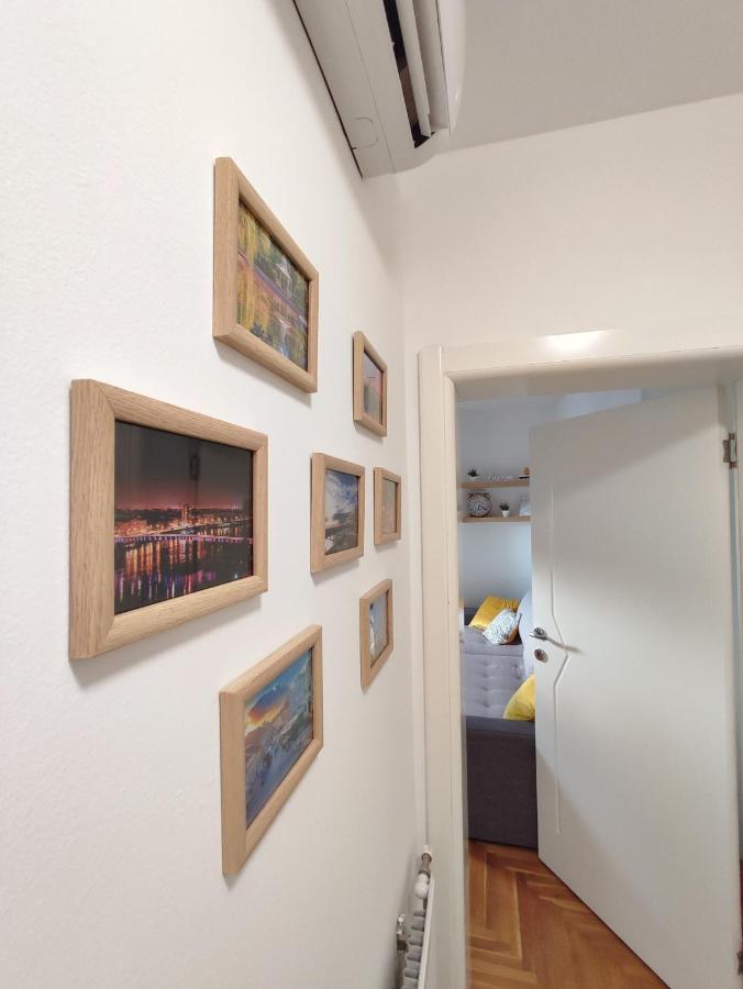 נובי סאד Apartman Ns Dan Private Parking מראה חיצוני תמונה