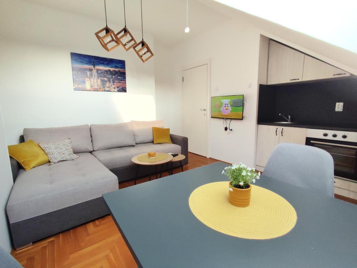 נובי סאד Apartman Ns Dan Private Parking מראה חיצוני תמונה